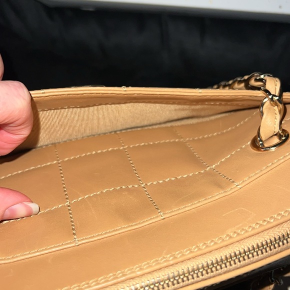 🍫CHANEL WILD STICH CHOCOLATE BAR 🍫 GREAT GREAT CONDITION! - Picture 6 of 9